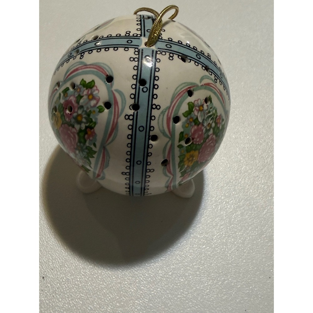 Vintage Ceramic Floral Pomander Ball Footed Potpourri Holder Pink Blue Rose